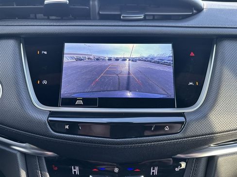 Certified 2024 Cadillac XT6 Luxury AWD/4WD image 17
