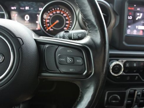 Used 2019 Jeep Wrangler Unlimited Sport S AWD/4WD image 12