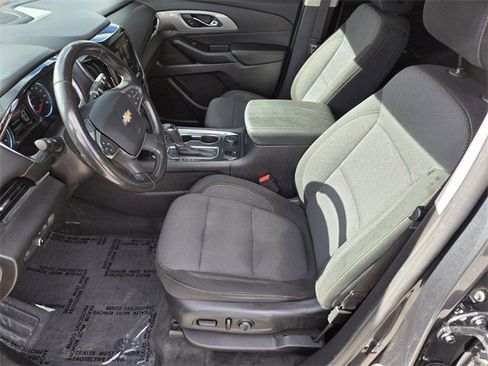 Used 2019 Chevrolet Traverse LT image 10
