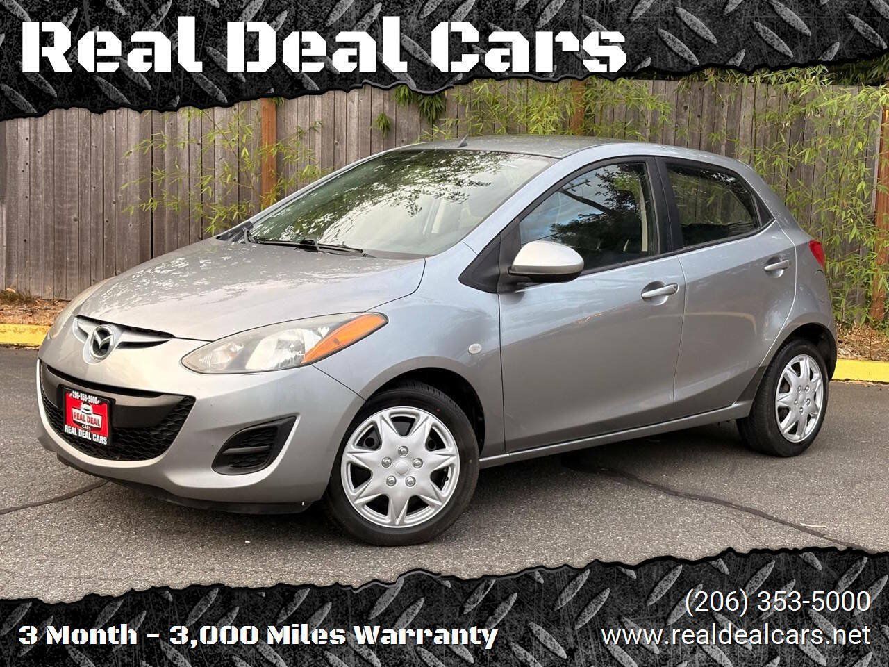 Used 2014 MAZDA MAZDA2 Sport FWD image 1