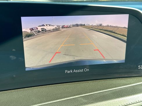 Used 2024 Cadillac XT4 Premium Luxury image 17