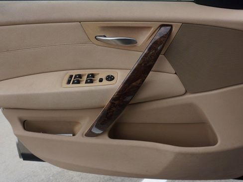 Used 2008 BMW X3 3.0si image 12