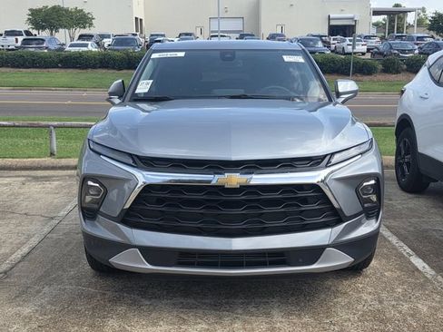 Used 2024 Chevrolet Blazer LT w/ Convenience Package FWD image 18