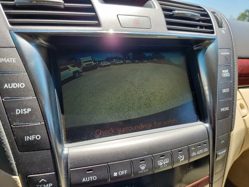 Used 2009 Lexus LS 460 RWD image 24