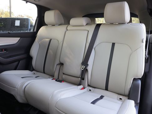 New 2026 MAZDA CX-90 3.3 Turbo w/ Preferred Package image 15