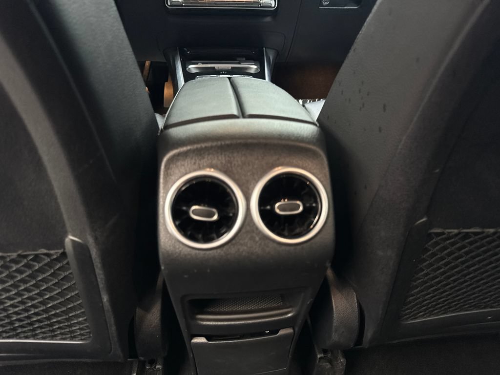 Used 2025 Mercedes-Benz GLB 250 w/ Exclusive Package image 68