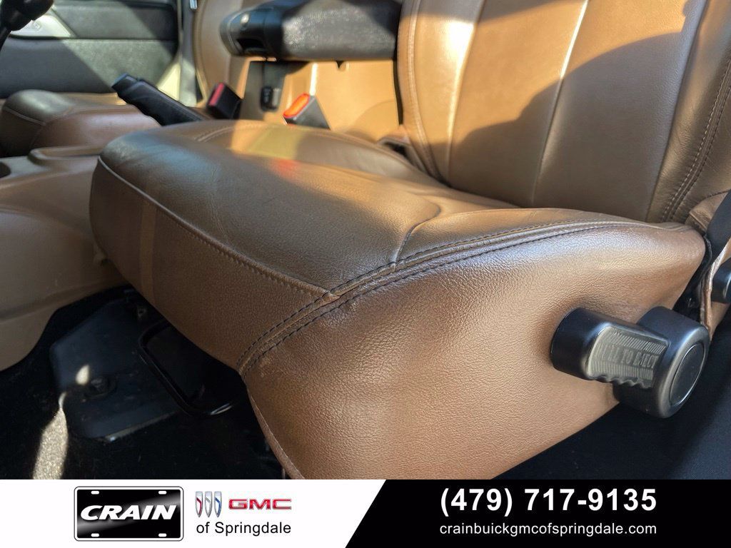 Used 2018 Jeep Wrangler Unlimited Rubicon w/ Cold Weather Group AWD/4WD image 21