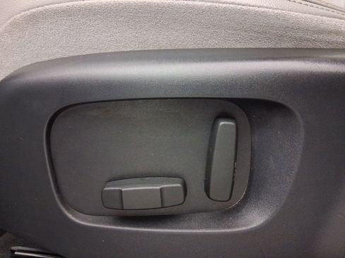 Used 2020 Land Rover Range Rover Evoque S image 14