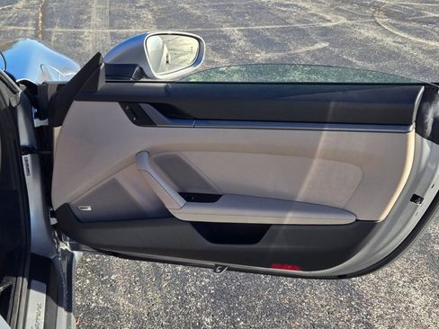 Used 2025 Porsche 911 Carrera image 37