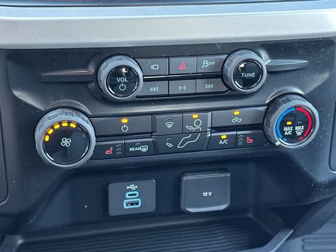 New 2026 Ford F250 XLT w/ XLT Premium Package AWD/4WD image 23