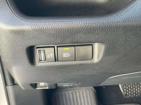 Used 2024 Toyota RAV4 SE AWD/4WD image 28