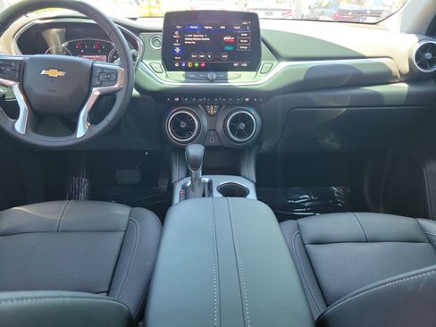 Used 2024 Chevrolet Blazer LT FWD image 14