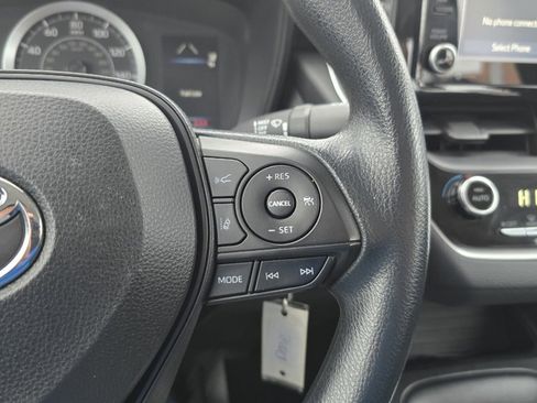 Used 2022 Toyota Corolla LE image 13