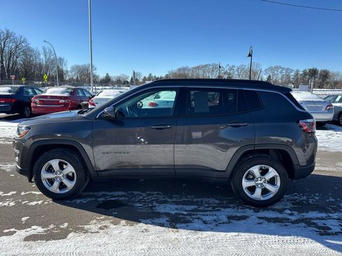 Used 2019 Jeep Compass Latitude w/ Popular Equipment Group image 8