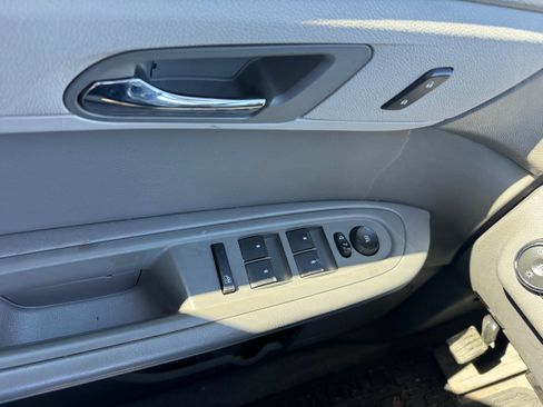 Used 2014 Chevrolet Traverse LT w/ All-Star Edition FWD image 17