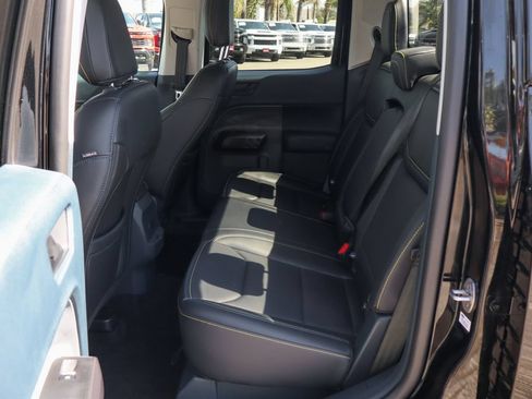 Used 2025 Ford Maverick Lobo AWD/4WD image 41