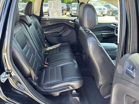 Used 2017 Ford Escape SE w/ SE Leather Comfort Package image 23