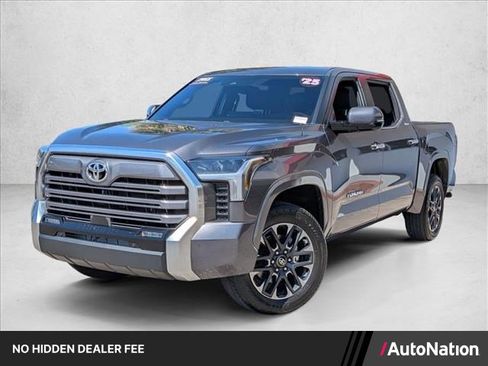 Used 2025 Toyota Tundra Limited AWD/4WD image 1