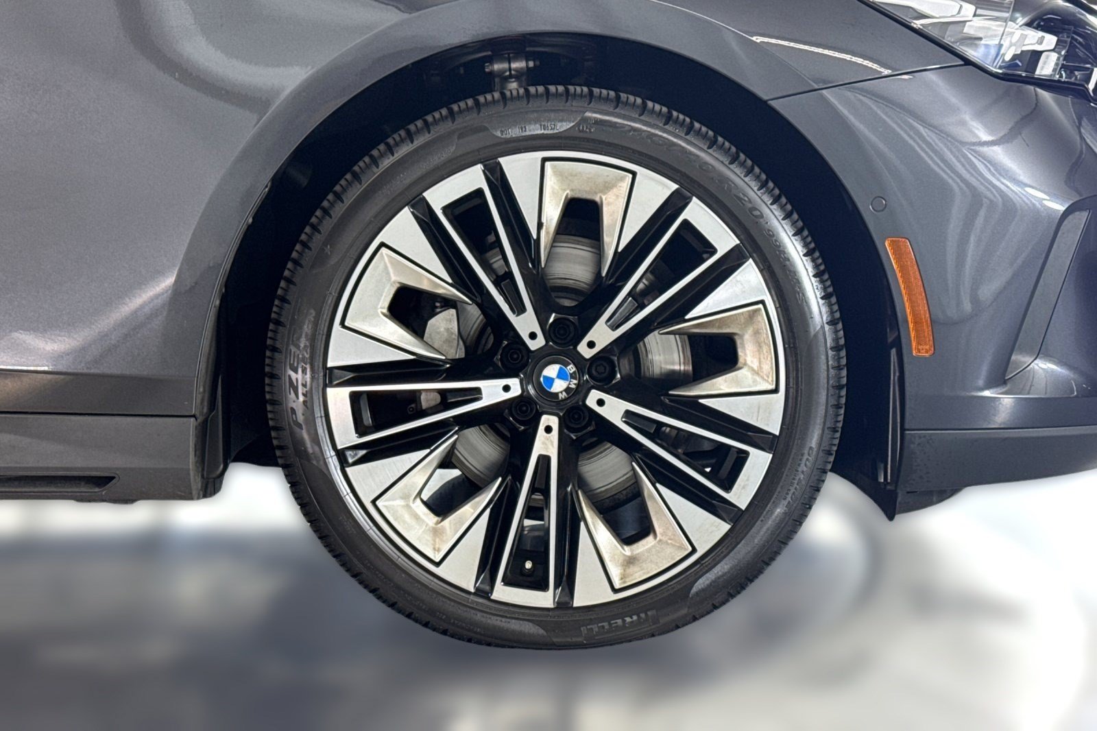Used 2026 BMW 530i w/ Premium Package RWD image 12