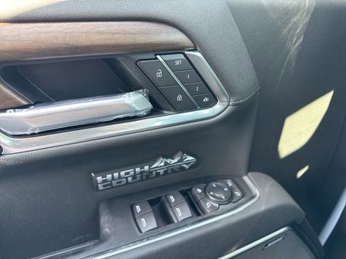 New 2026 Chevrolet Silverado 1500 High Country w/ Technology Package AWD/4WD image 22