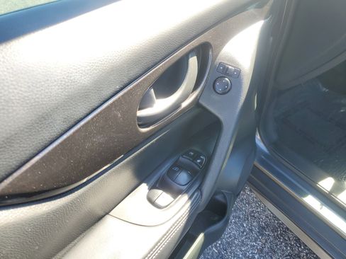 Certified 2020 Nissan Rogue S image 15