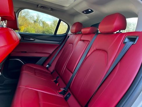 Used 2020 Alfa Romeo Stelvio Ti w/ Nero Edizione image 19