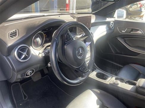 Used 2019 Mercedes-Benz CLA 250 image 52