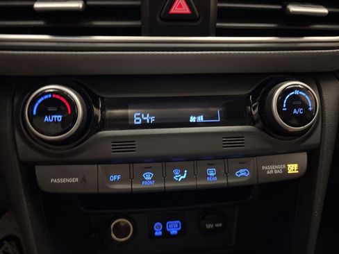 Used 2018 Hyundai Kona Limited image 20