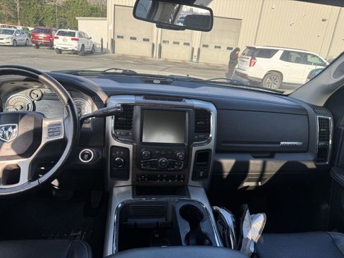 Used 2017 RAM 2500 Laramie w/ Sport Appearance Group image 15