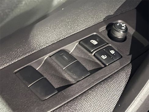Used 2024 Toyota Corolla LE image 32
