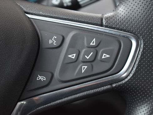 Used 2021 Chevrolet Equinox LS w/ LS Convenience Package FWD image 8
