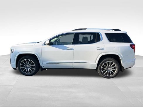Certified 2022 GMC Acadia Denali w/ Denali Technology Package AWD/4WD image 2