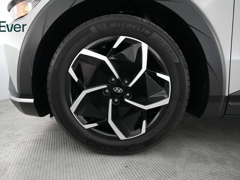 Used 2024 Hyundai Ioniq 5 SEL RWD image 19