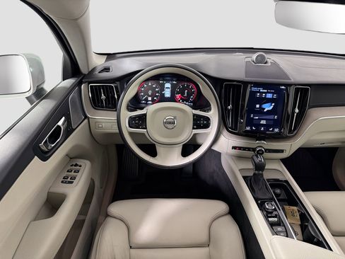 Used 2018 Volvo XC60 T5 Inscription w/ Convenience Package AWD/4WD image 23