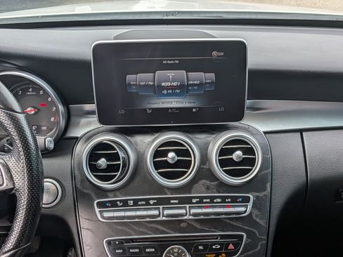 Used 2016 Mercedes-Benz C 300 Sedan image 17