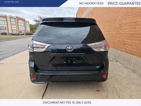 Used 2017 Toyota Sienna SE Premium image 33
