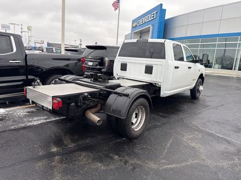 Used 2022 RAM 3500 Tradesman w/ Max Tow Package image 2