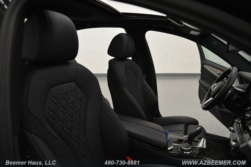 Used 2023 BMW 530i w/ M Sport Package RWD image 25