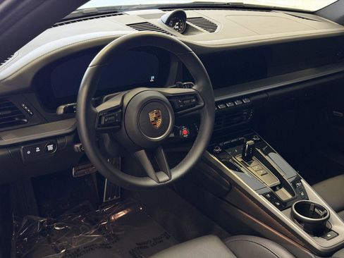 Used 2025 Porsche 911 Carrera image 19