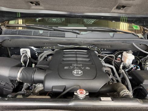 Used 2020 Toyota Tundra Platinum AWD/4WD image 20