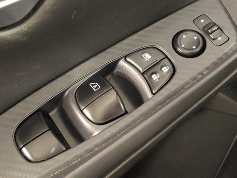 Used 2024 Nissan Sentra SV image 27