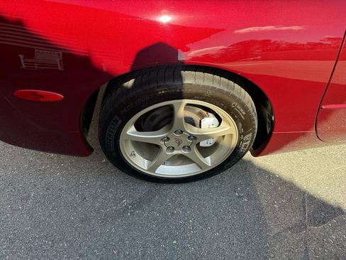 Used 2003 Chevrolet Corvette Coupe w/ Preferred Equipment Group image 37