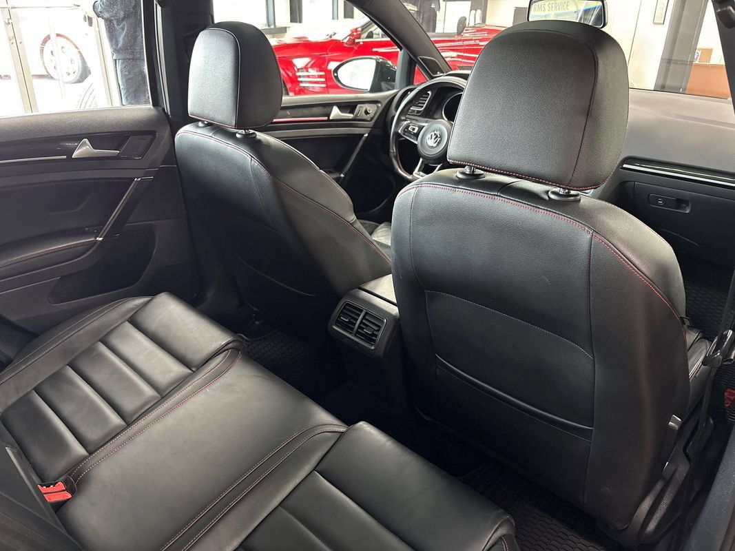 Used 2016 Volkswagen GTI SE w/ Lighting Package (SEL) FWD image 43
