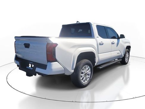 Used 2024 Toyota Tacoma SR5 image 7