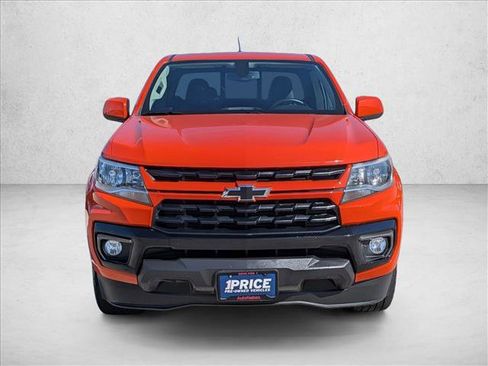 Used 2021 Chevrolet Colorado LT w/ LT Convenience Package image 2