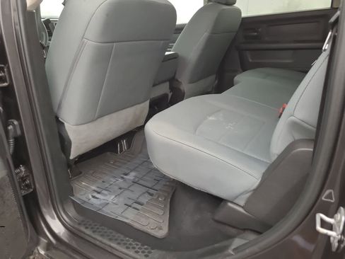 Used 2018 RAM 2500 Tradesman w/ Chrome Appearance Group image 20