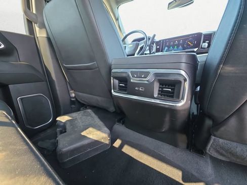 Used 2024 Chevrolet Silverado 2500 LTZ w/ LTZ Convenience Package AWD/4WD image 20