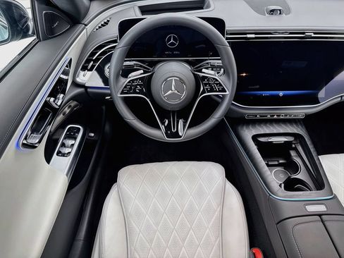 Used 2026 Mercedes-Benz E 350 Sedan image 10