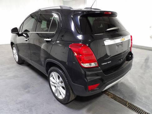 Used 2020 Chevrolet Trax Premier AWD/4WD image 6