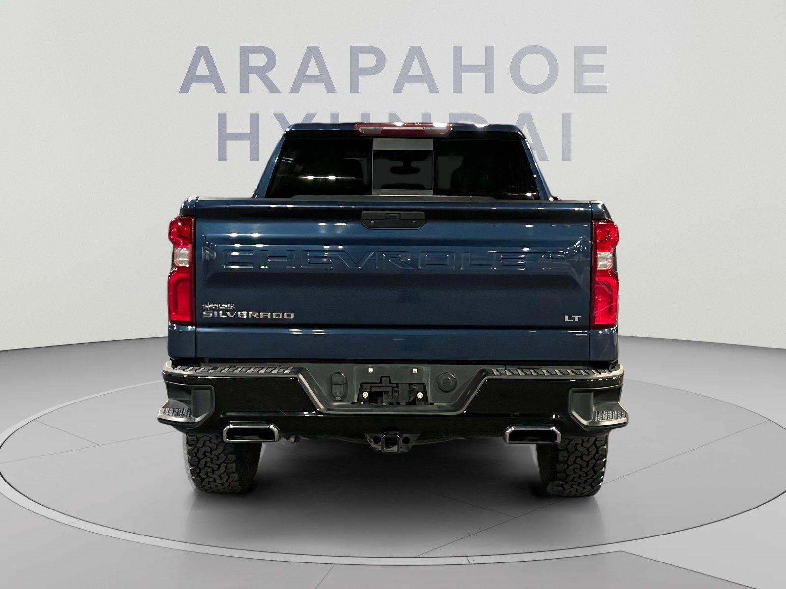 Used 2019 Chevrolet Silverado 1500 LT Trail Boss AWD/4WD image 4